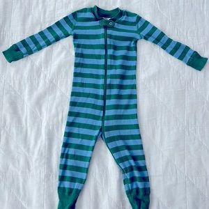 Hanna Andersson Zip Sleeper in Blue Green Stripes